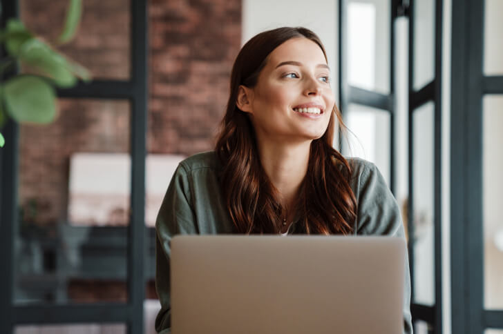 Girl with a laptop